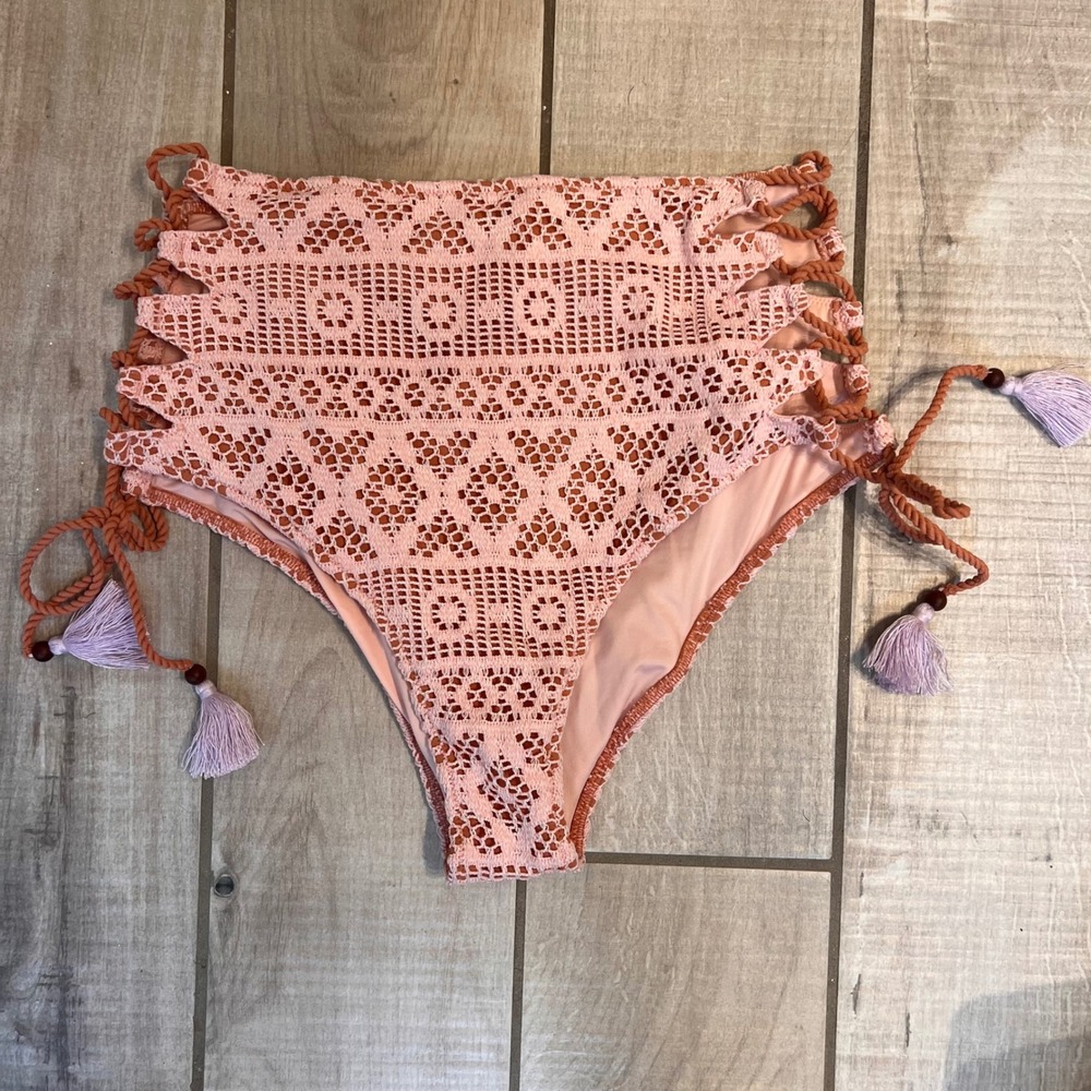 Victorias Secret Pink Crochet Lace‎ High Waist Bikini Bottom Tassel Sides Medium